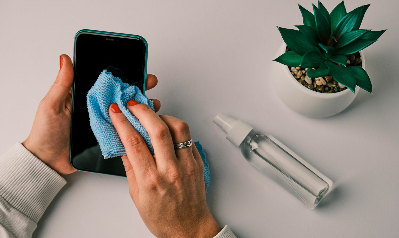 Cómo desinfectar el celular en pocos minutos | Para móviles y accesorios